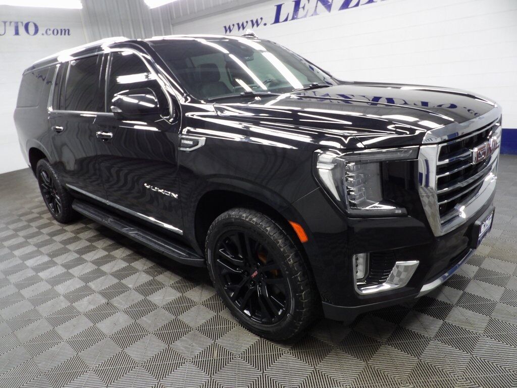 2021 GMC Yukon XL SLT 4WD 7 Passenger Fond du Lac WI