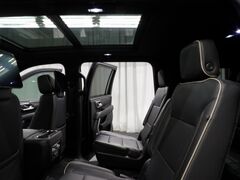 2021 GMC Yukon XL SLT 4WD 7 Passenger Fond du Lac WI