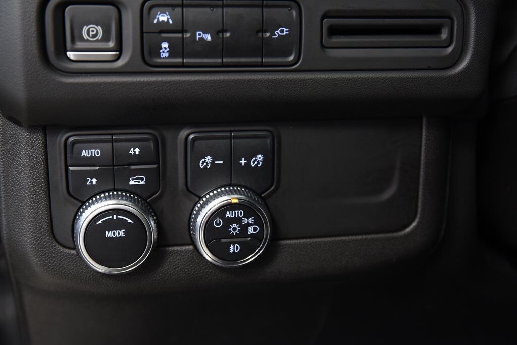 2021 GMC Yukon XL SLT Akron
