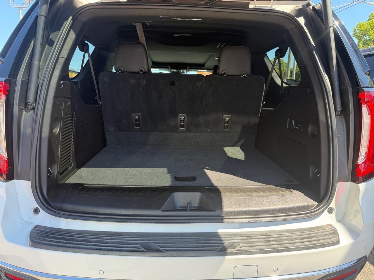 2021 GMC Yukon XL SLT, BOSE SOUND SYSTEM, APPLE CARPLAY/ANDROID AUTO, WIFI, SIRIUSXM, HANDS FREE POWER LIFTGATE, WIRELESS CHARGING FOR DEVICES, BLIND SPOT ALERT, HEATED FIRST AND SECOND ROW SEATS, HEATED STEERING WHEEL, MEMORY SEATS, POWER FOLDING MIRRORS, ASSIST STEP Norfolk VA