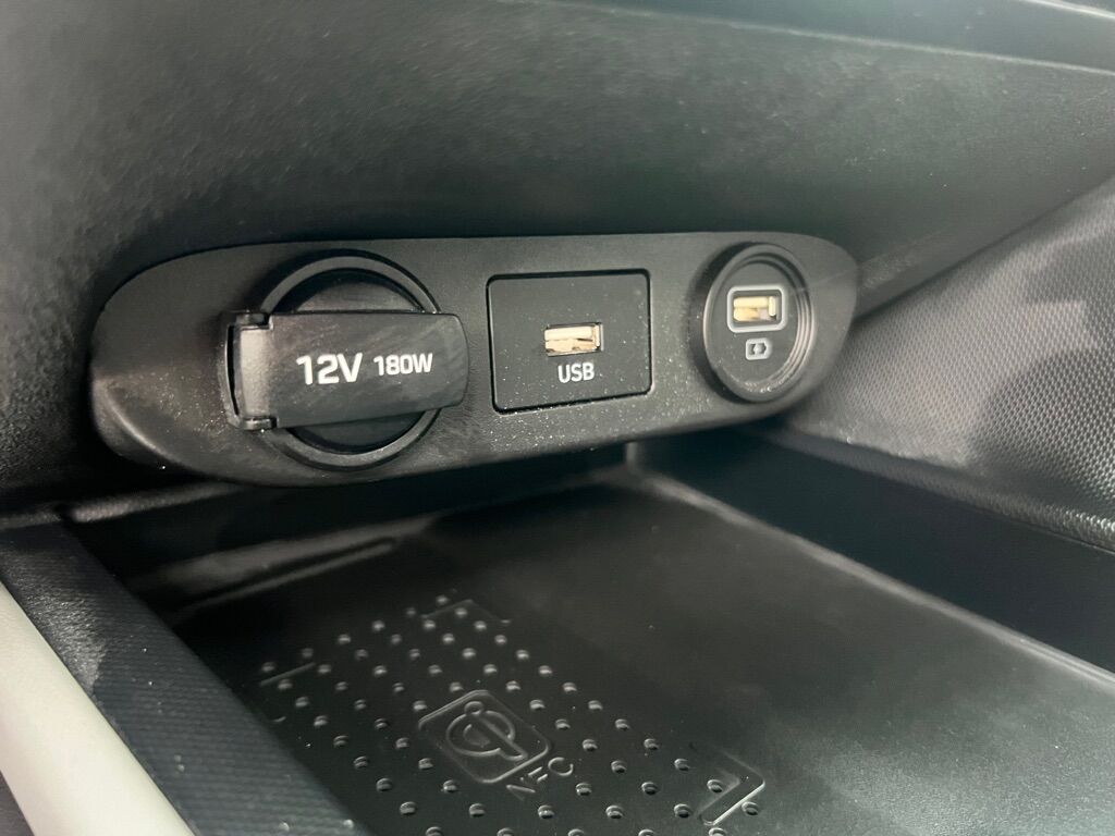 2021 HYUNDAI ELANTRA LIMITED Des Moines WA