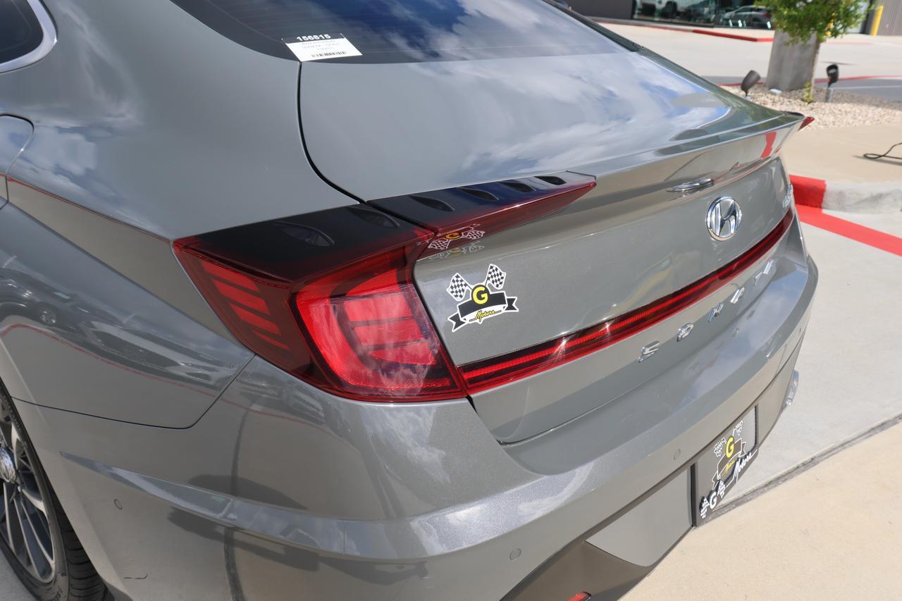 2021 HYUNDAI SONATA LIMITED Houston TX