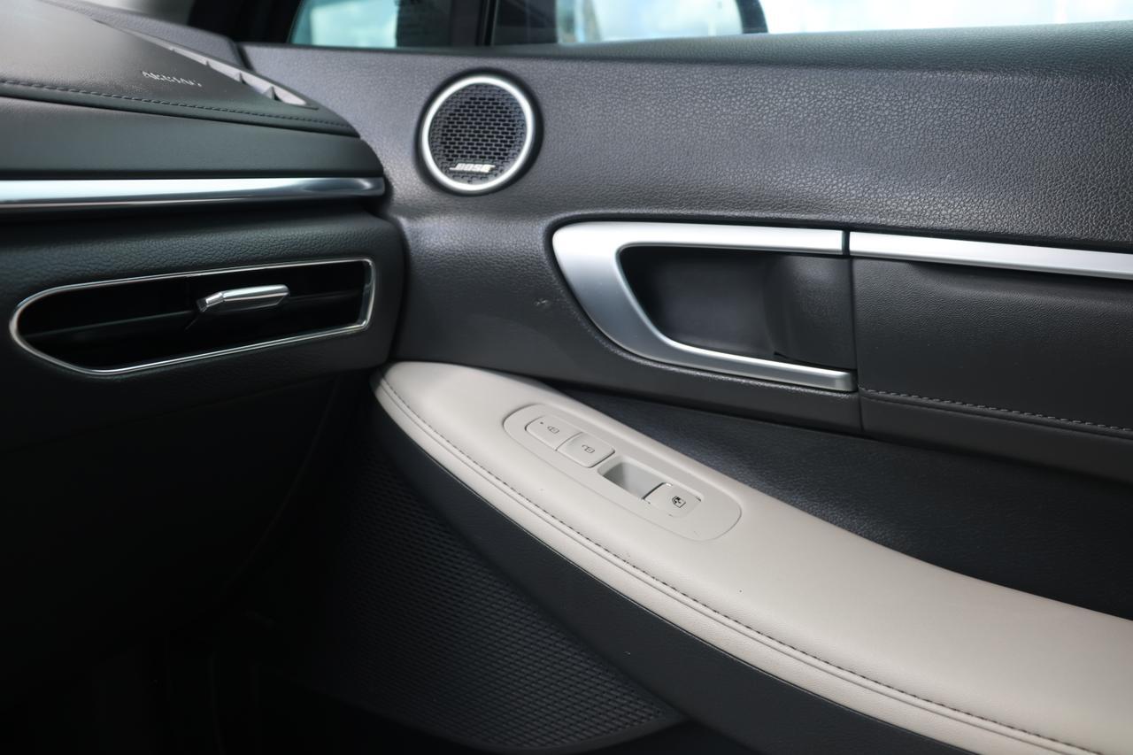 2021 HYUNDAI SONATA LIMITED Houston TX