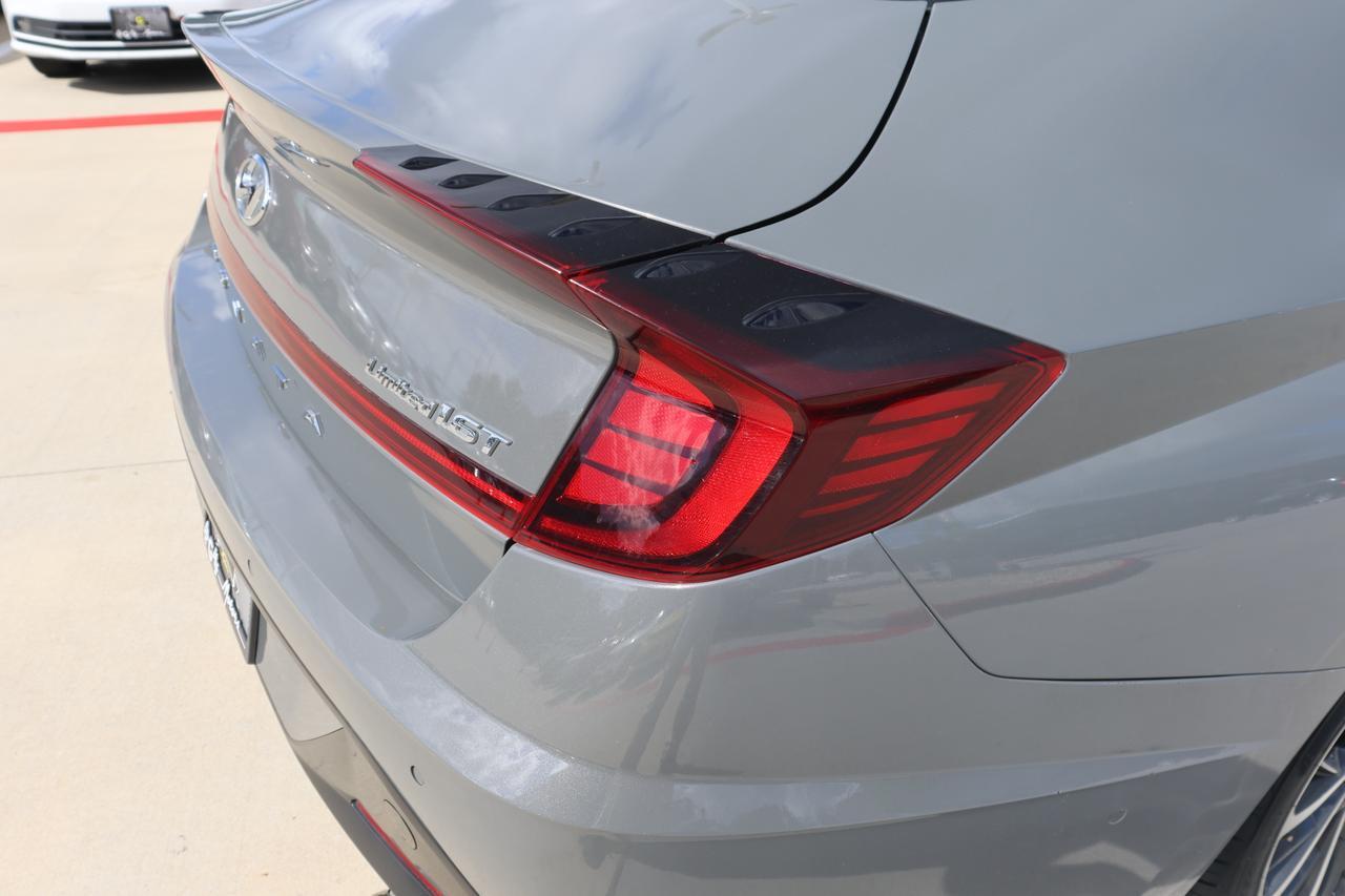 2021 HYUNDAI SONATA LIMITED Houston TX