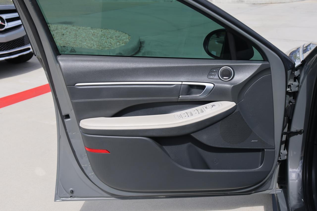 2021 HYUNDAI SONATA LIMITED Houston TX
