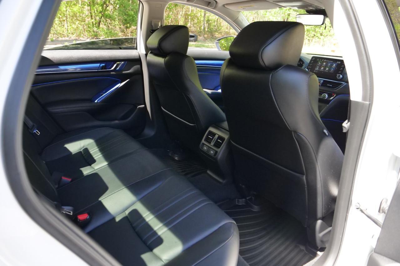 2021 Honda Accord Sedan EX-L / Custom / Niche Wheels / Wrap / Heated Seats! Lincolnton NC