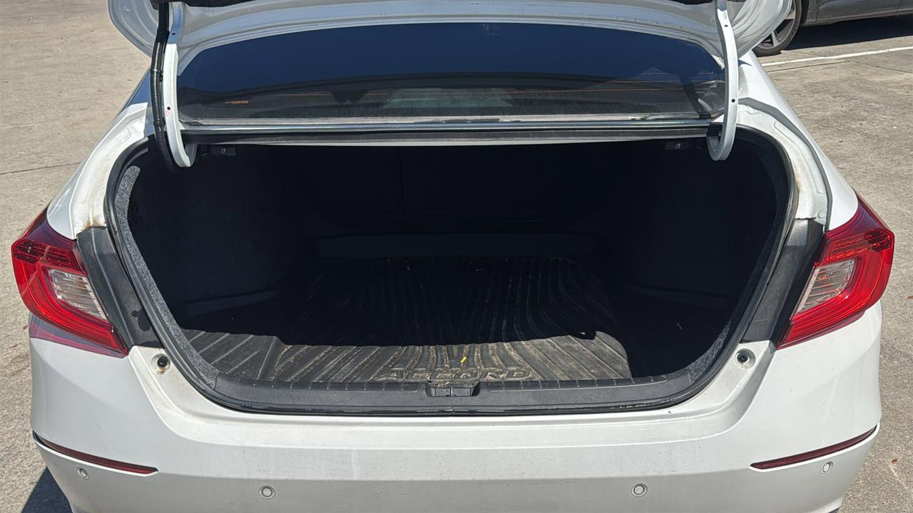 2021 Honda Accord Sedan Touring  Selma TX