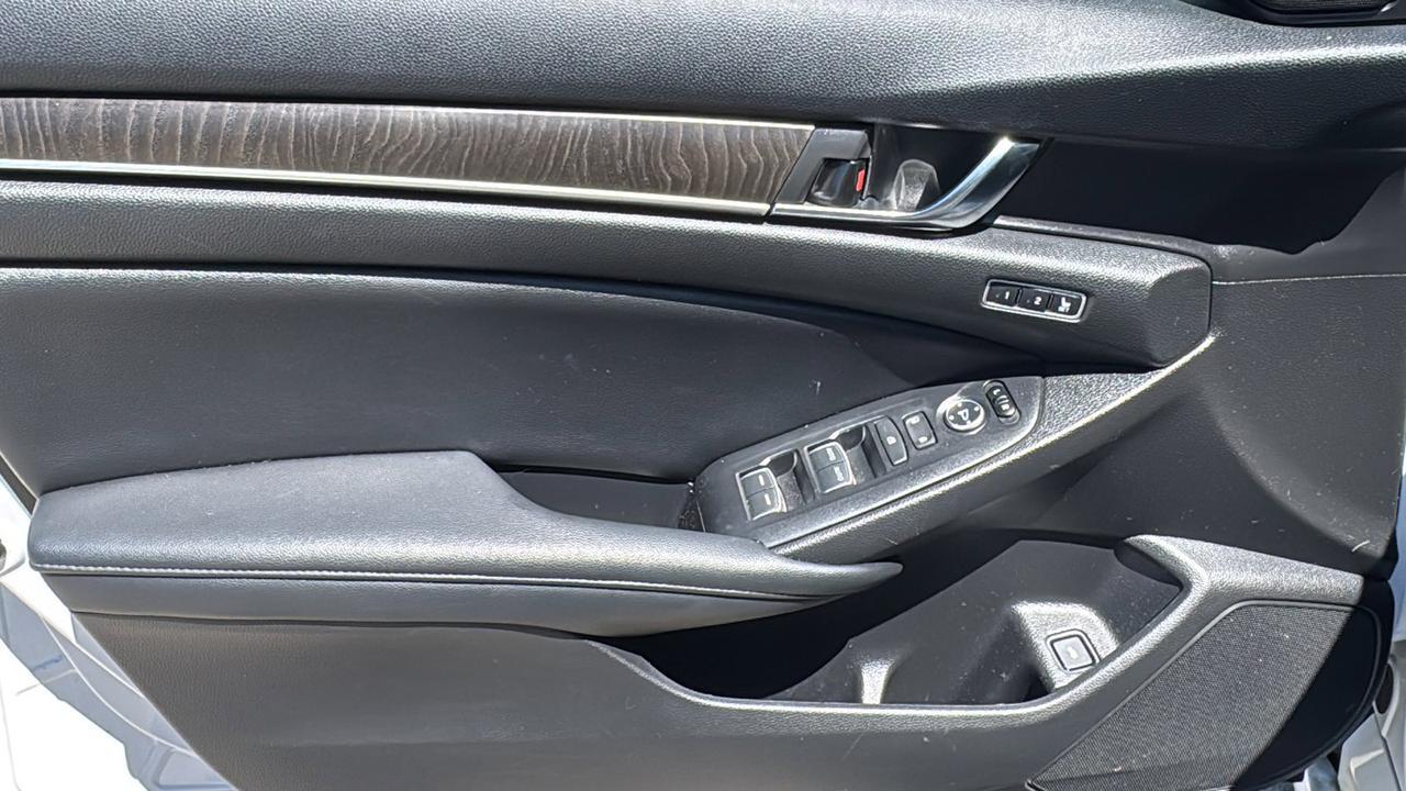 2021 Honda Accord Sedan Touring  Selma TX