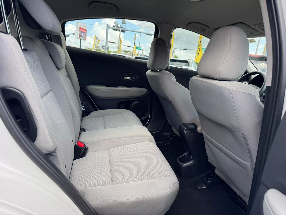 2021 Honda HR-V LX Sport Utility 4D