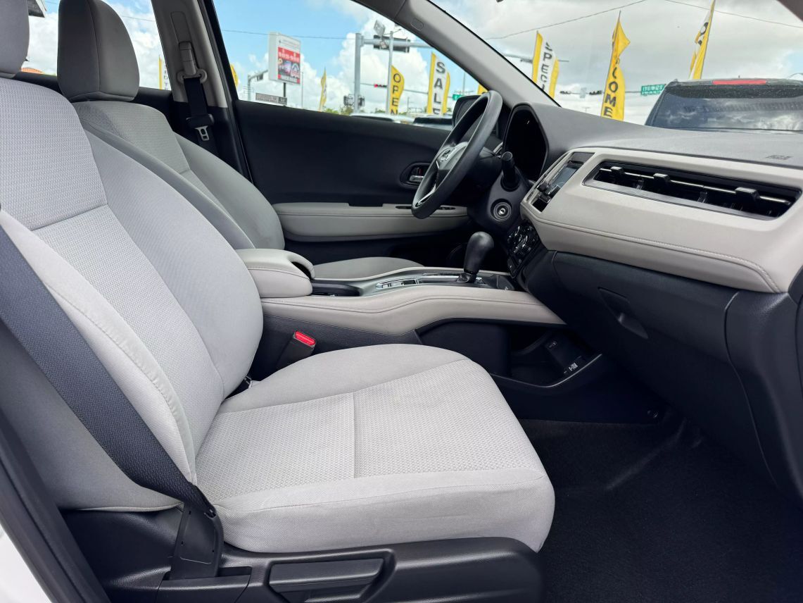 2021 Honda HR-V LX Sport Utility 4D