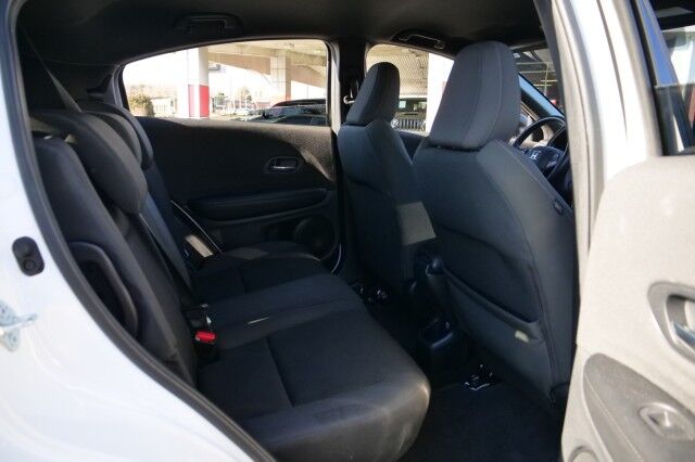 2021 Honda HR-V Sport / AWD / ECO Mode / CarPlay! High Point NC