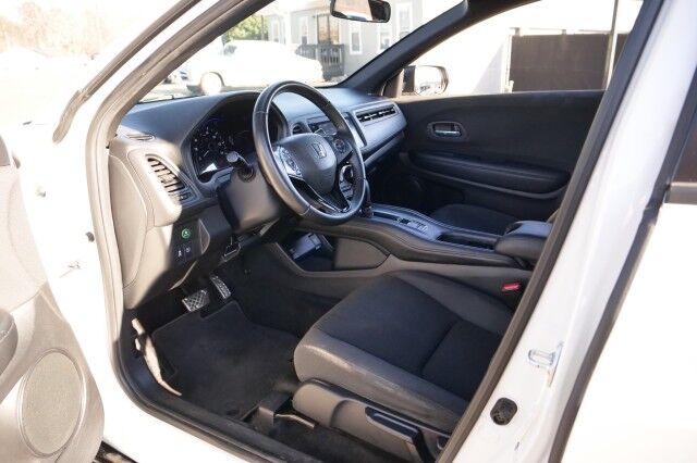 2021 Honda HR-V Sport / AWD / ECO Mode / CarPlay! High Point NC