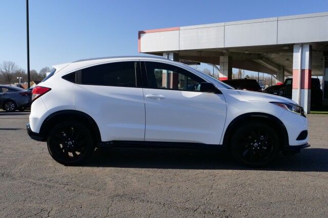 2021 Honda HR-V Sport / AWD / ECO Mode / CarPlay! High Point NC