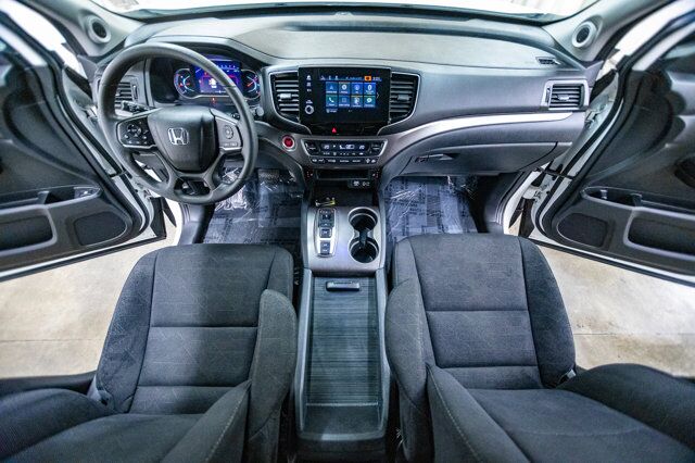 2021 Honda Pilot AWD LX BCam 3rd Row Red Deer AB