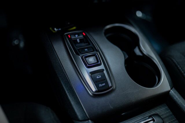 2021 Honda Pilot AWD LX BCam 3rd Row Red Deer AB