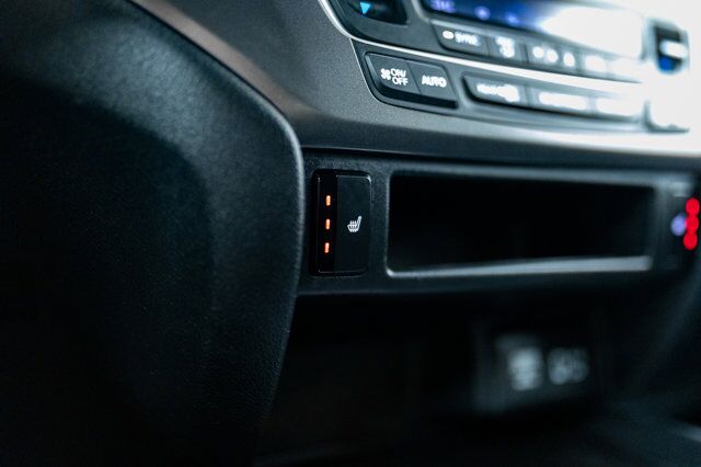 2021 Honda Pilot AWD LX BCam 3rd Row Red Deer AB