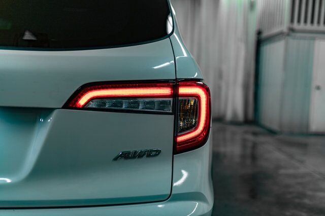 2021 Honda Pilot AWD LX BCam 3rd Row Red Deer AB