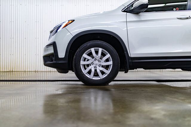 2021 Honda Pilot AWD LX BCam 3rd Row Red Deer AB