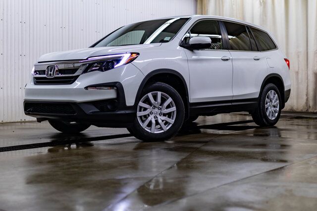 2021 Honda Pilot AWD LX BCam 3rd Row Red Deer AB