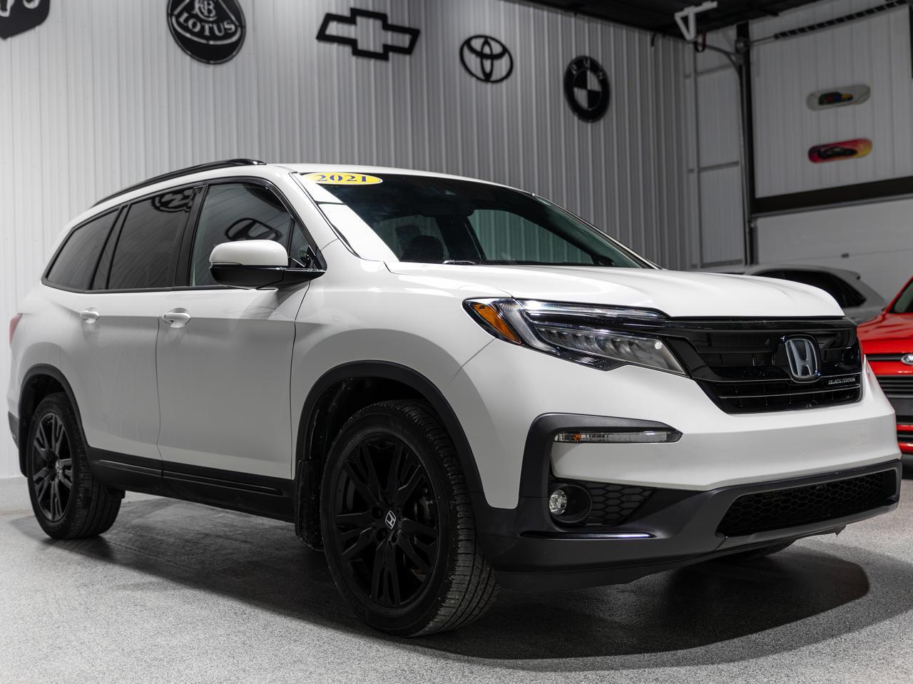 2021 Honda Pilot Black Edition AWD 7-Passenger BlueRay NAV