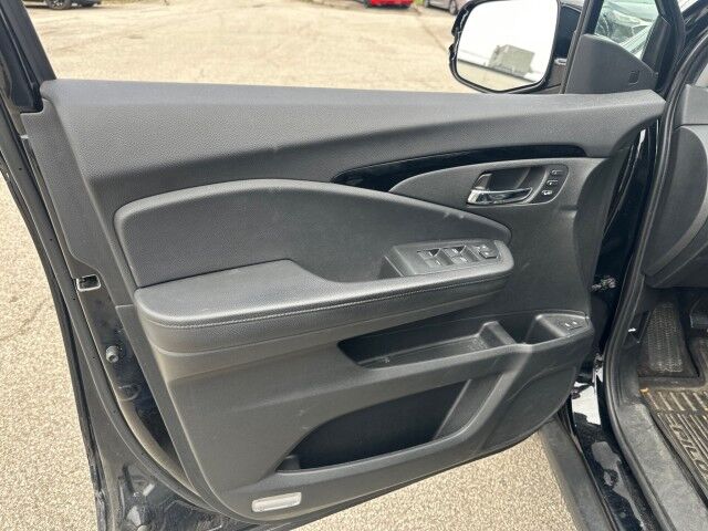 2021 Honda Pilot Touring 7-Passenger Cleveland OH