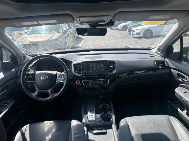 2021 Honda Pilot Touring 7-Passenger Worcester MA 2021 Honda Pilot Touring 7-Passenger Worcester MA