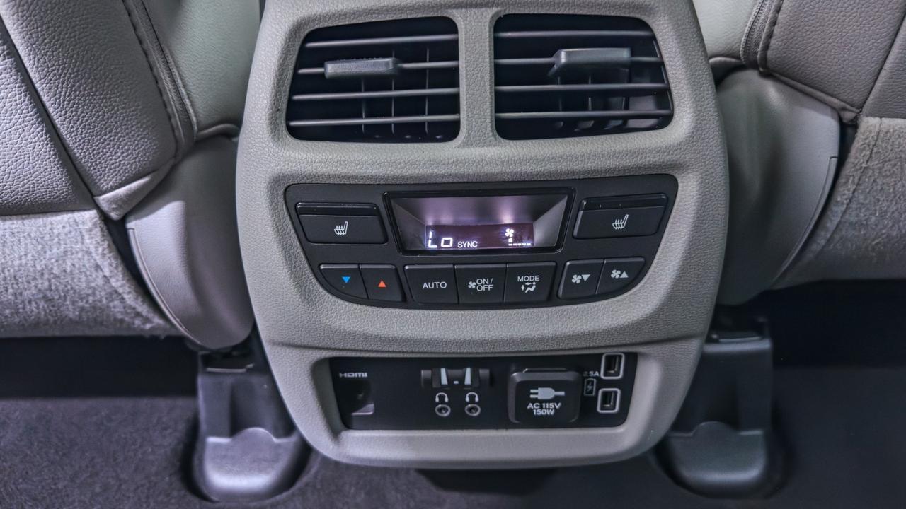 2021 Honda Pilot Touring 8-Passenger AWD Tallmadge OH