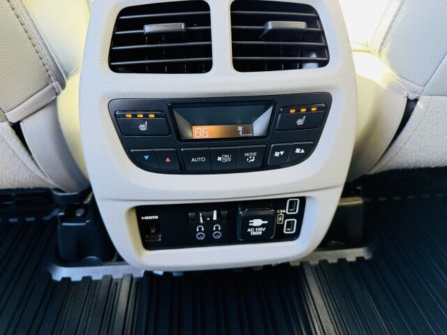 2021 Honda Pilot Touring 8-Passenger / Theater Pkg Conover NC