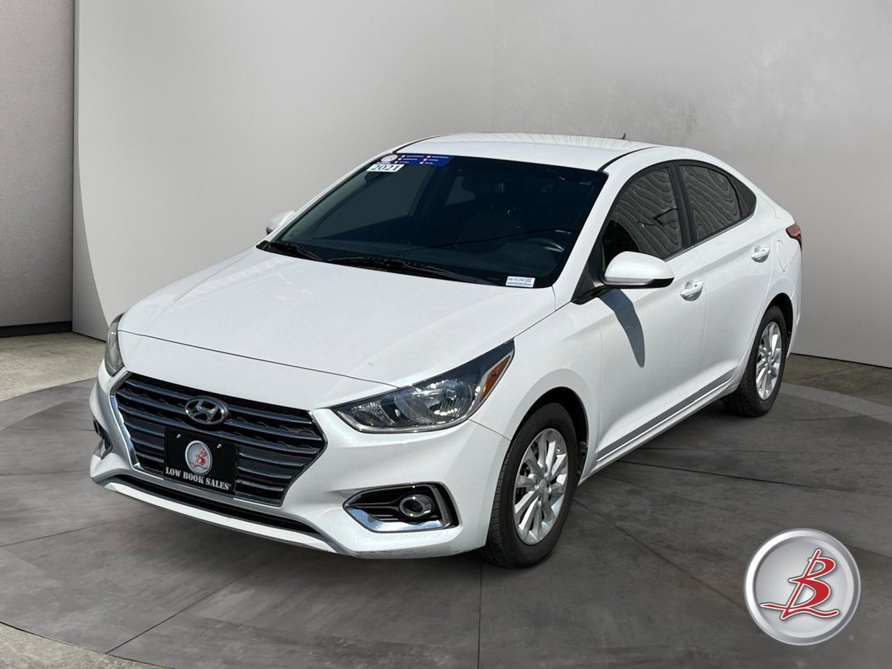 2021 Hyundai ACCENT SEL