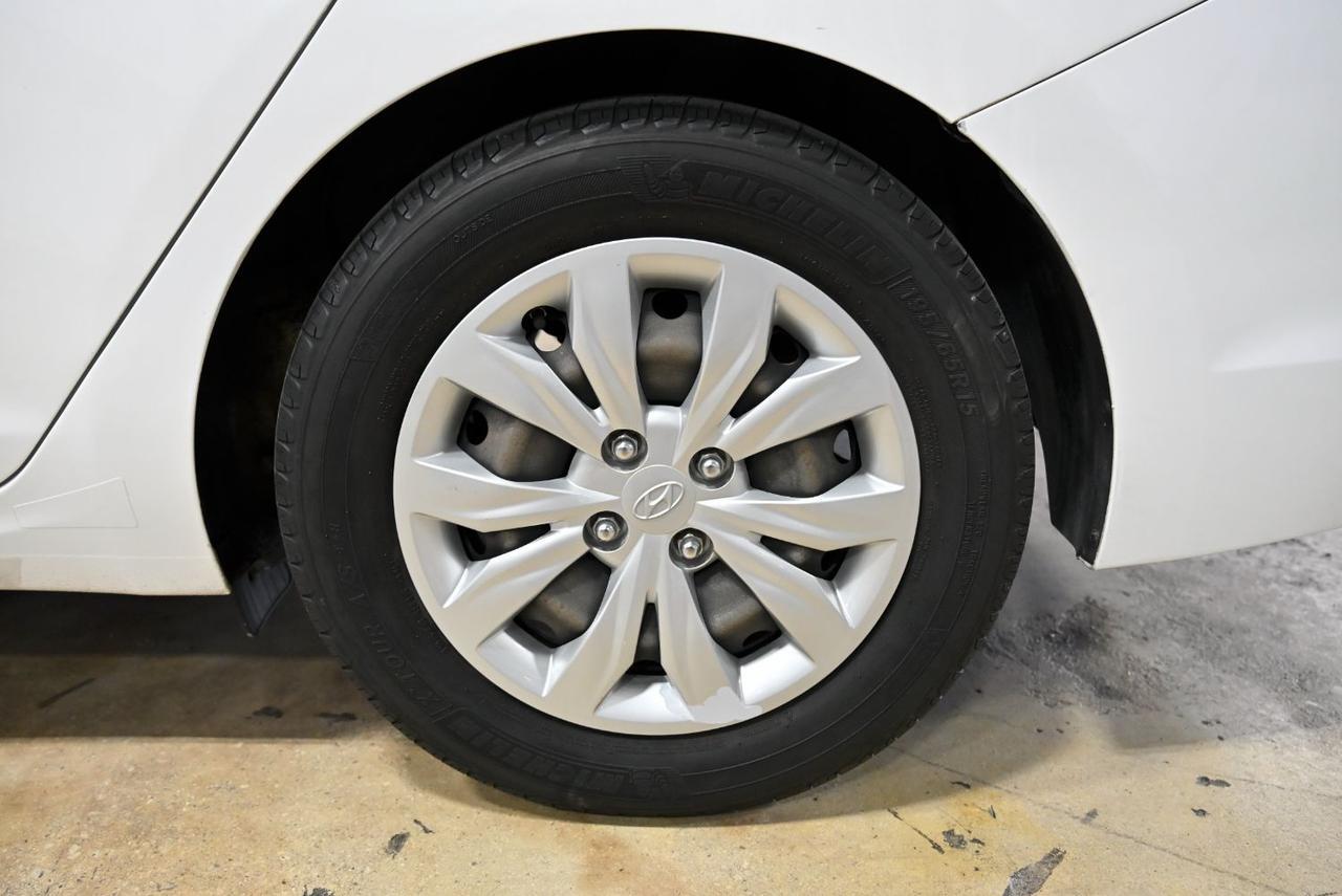 2021 Hyundai Accent SE 4-Door 6A Miami FL