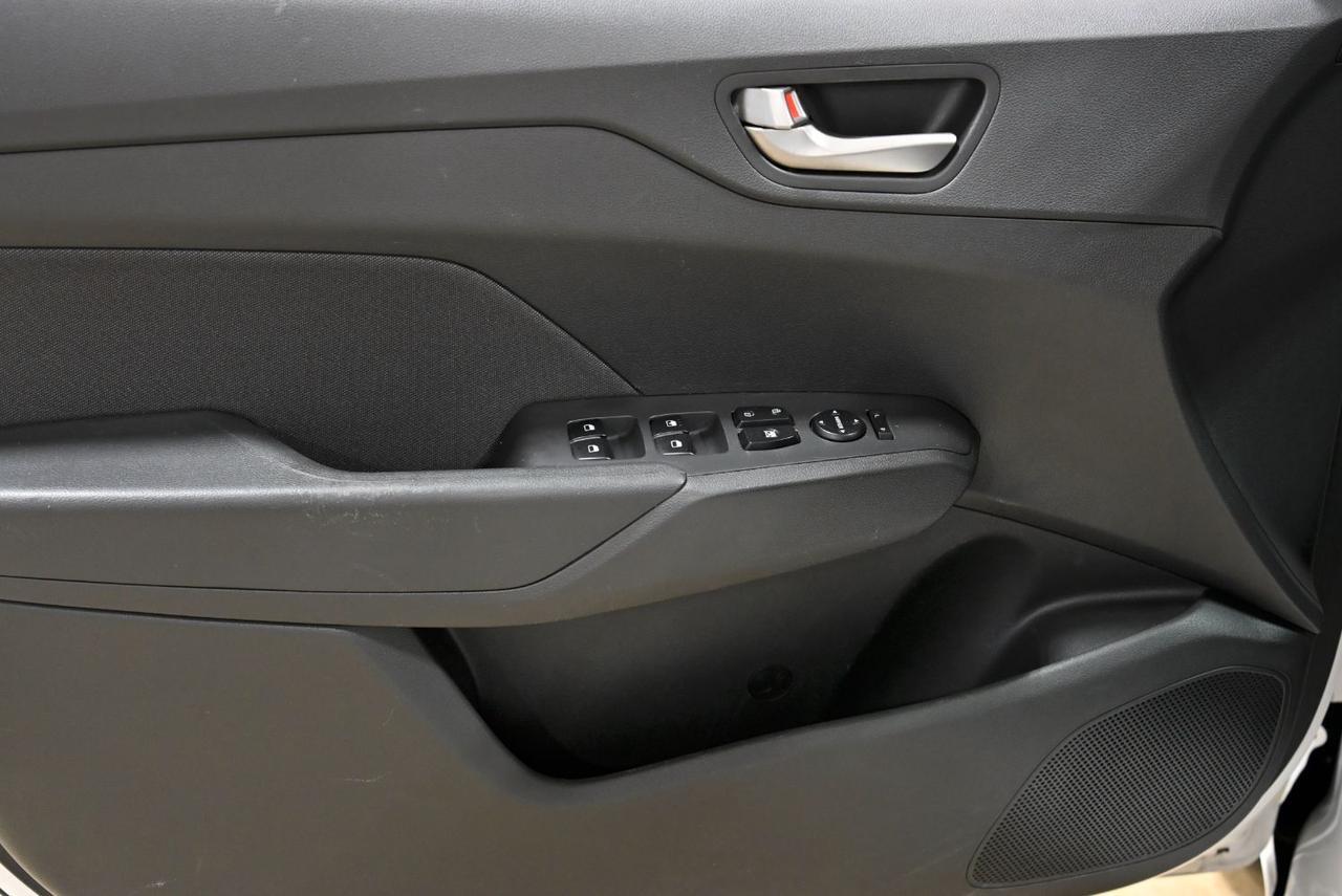 2021 Hyundai Accent SE 4-Door 6A Miami FL