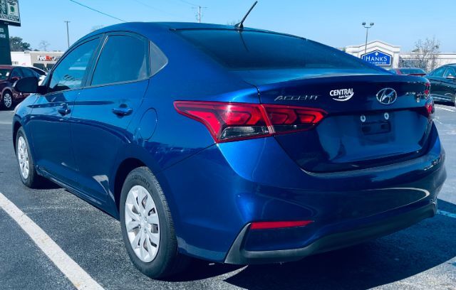 2021 Hyundai Accent SE