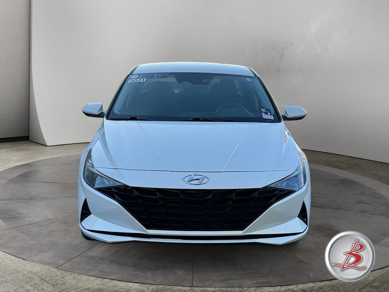 2021 Hyundai ELANTRA SEL SEL