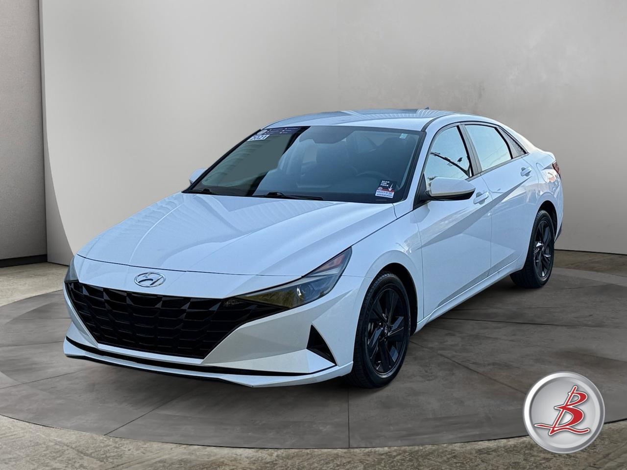 2021 Hyundai ELANTRA SEL SEL