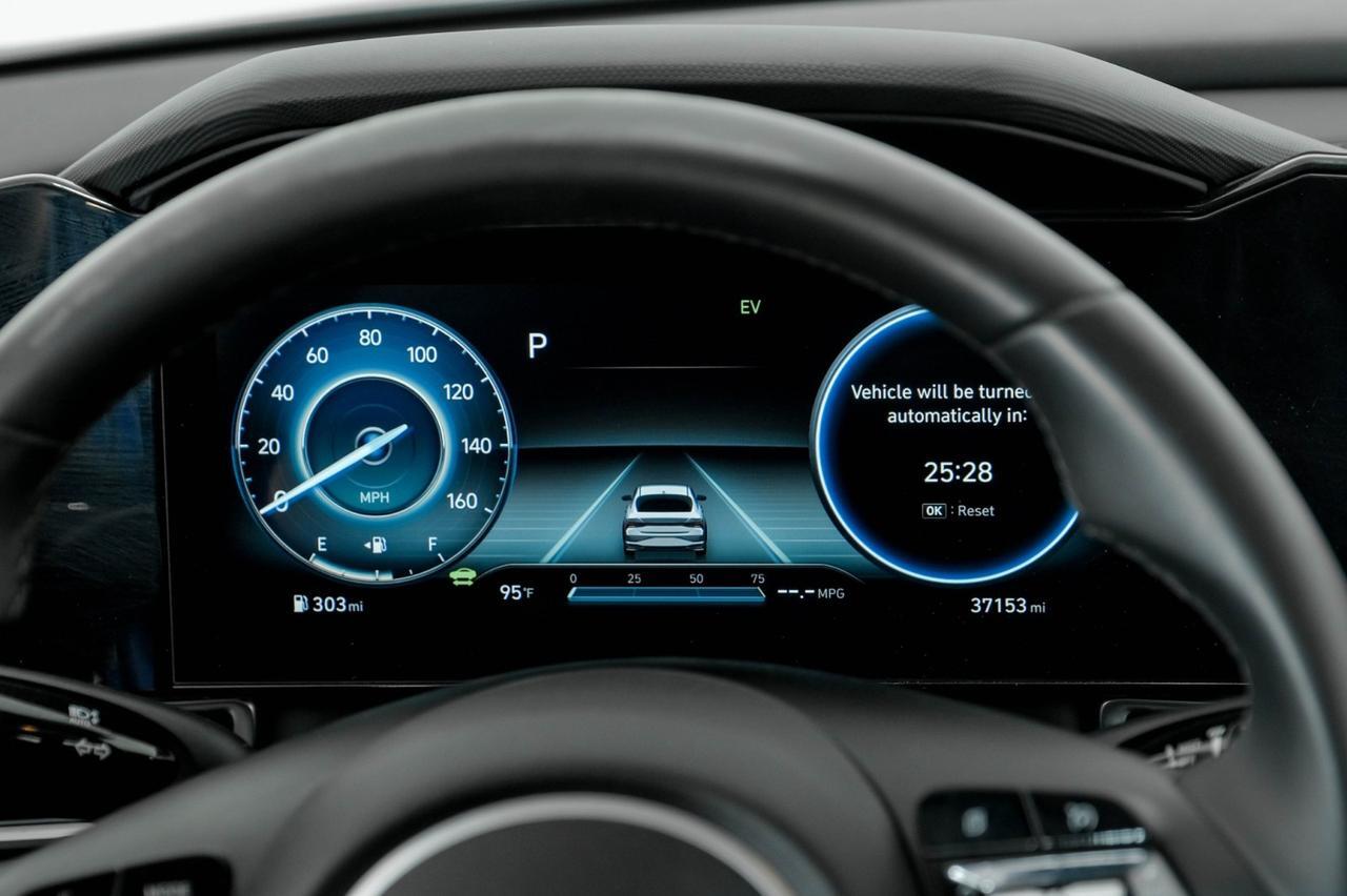 2021 Hyundai Elantra Hybrid LIMITED BLIND SPOT ASSIST LANE KEEP ASSIST FORWARD COLLISION ALERT NAVIGATION SUNROOF Carrollton TX