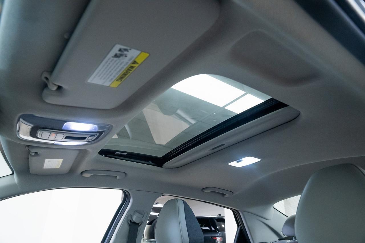 2021 Hyundai Elantra Limited Navigation Heated Leather Seats Apple Carplay Portland OR