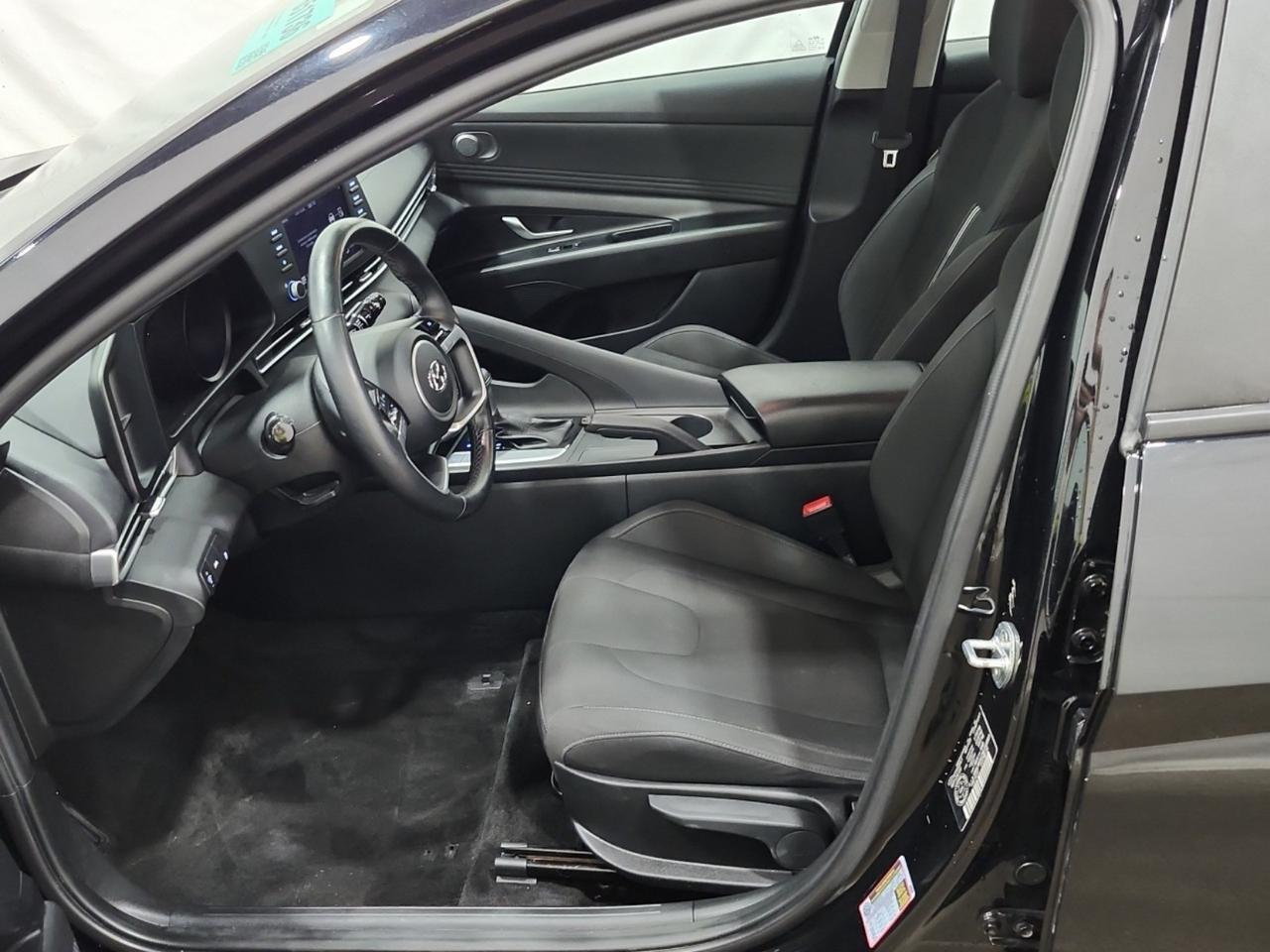 2021 Hyundai Elantra Preferred SUNROOF ONSTAR B.CAM NOACCIDENT Toronto ON