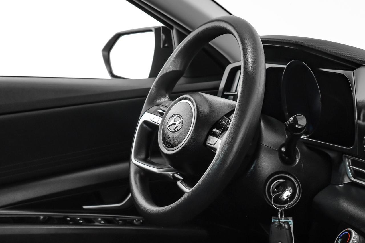 2021 Hyundai Elantra SE BLIND SPOT ASSIST LANE KEEP ASSIST FORWARD COLLISION ALERT RE Carrollton TX