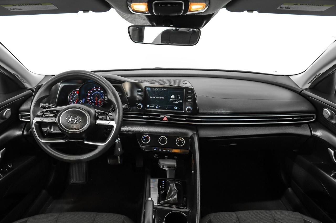 2021 Hyundai Elantra SE BLIND SPOT ASSIST LANE KEEP ASSIST FORWARD COLLISION ALERT RE Carrollton TX