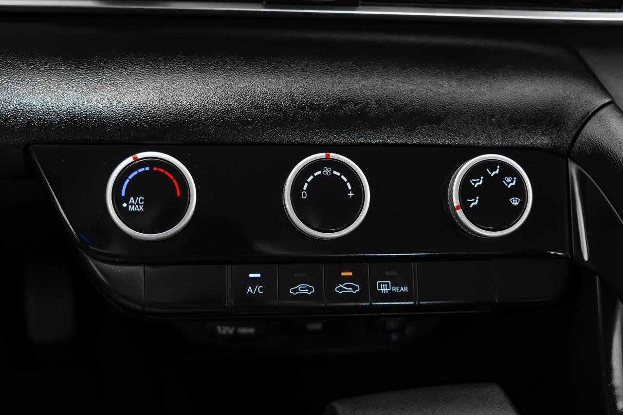 2021 Hyundai Elantra SE BLIND SPOT ASSIST LANE KEEP ASSIST FORWARD COLLISION ALERT RE Carrollton TX