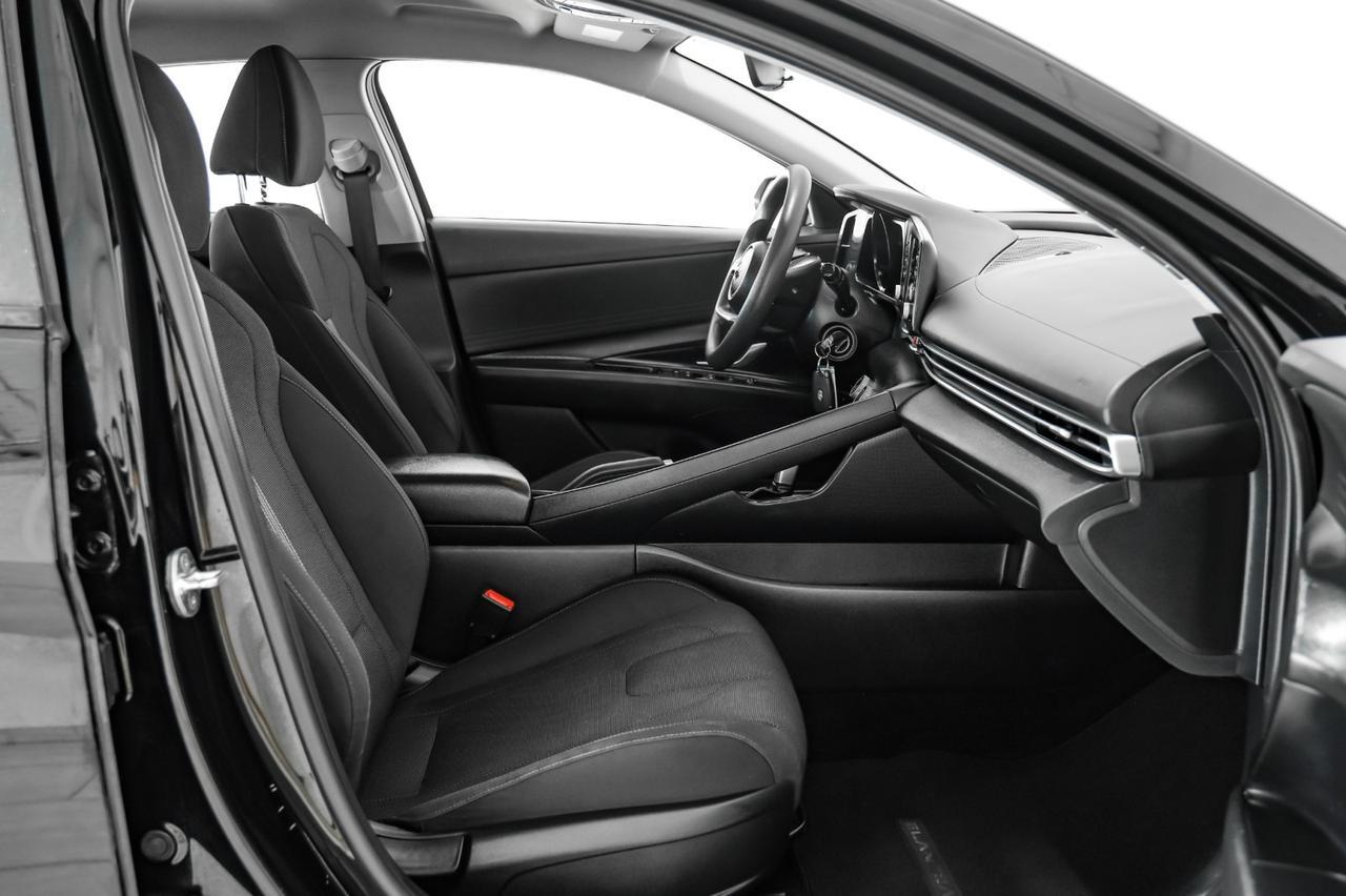 2021 Hyundai Elantra SE BLIND SPOT ASSIST LANE KEEP ASSIST FORWARD COLLISION ALERT RE Carrollton TX