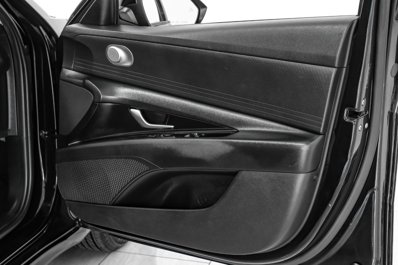 2021 Hyundai Elantra SE BLIND SPOT ASSIST LANE KEEP ASSIST FORWARD COLLISION ALERT RE Carrollton TX