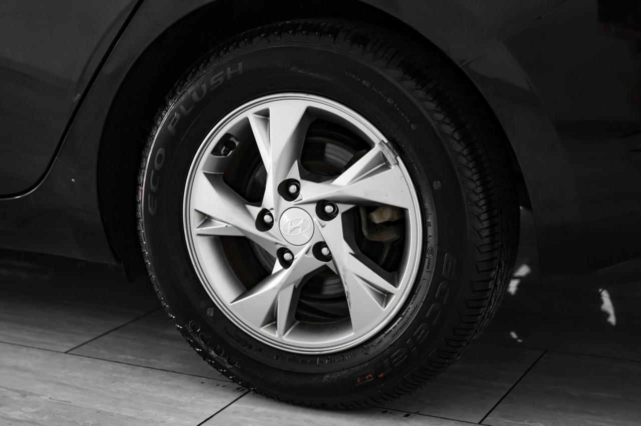 2021 Hyundai Elantra SE BLIND SPOT ASSIST LANE KEEP ASSIST FORWARD COLLISION ALERT REAR CAMERA BLUETOOTH Carrollton TX