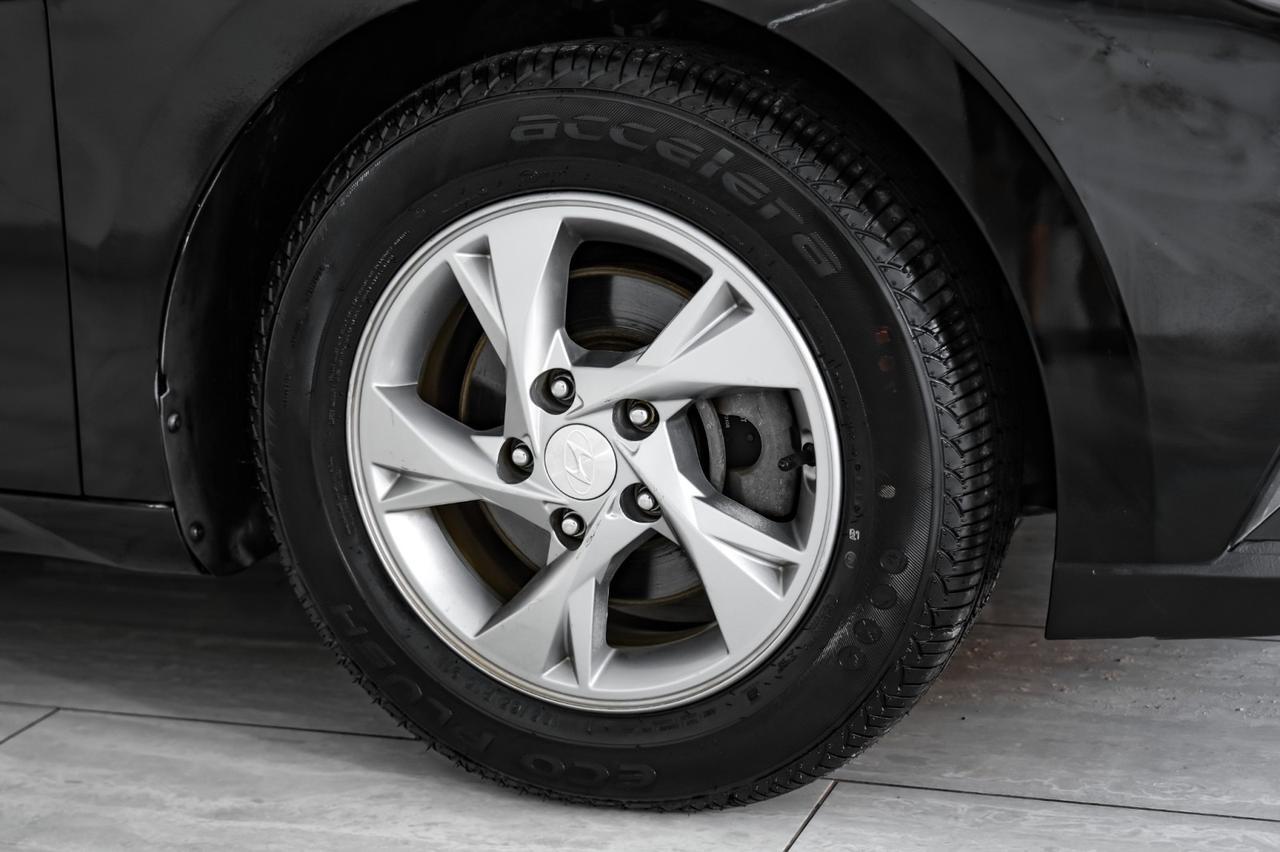 2021 Hyundai Elantra SE BLIND SPOT ASSIST LANE KEEP ASSIST FORWARD COLLISION ALERT REAR CAMERA BLUETOOTH Carrollton TX