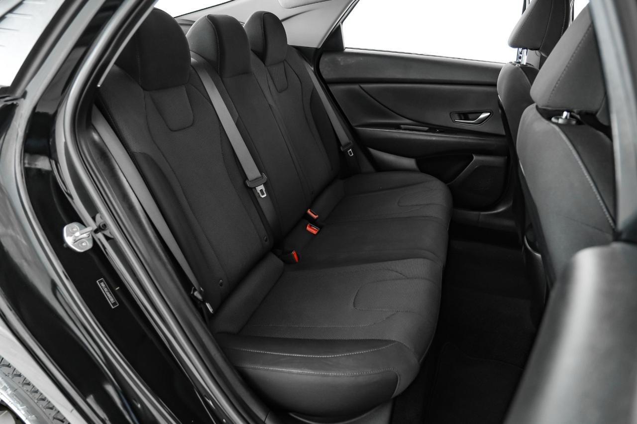 2021 Hyundai Elantra SE BLIND SPOT ASSIST LANE KEEP ASSIST FORWARD COLLISION ALERT REAR CAMERA BLUETOOTH Carrollton TX