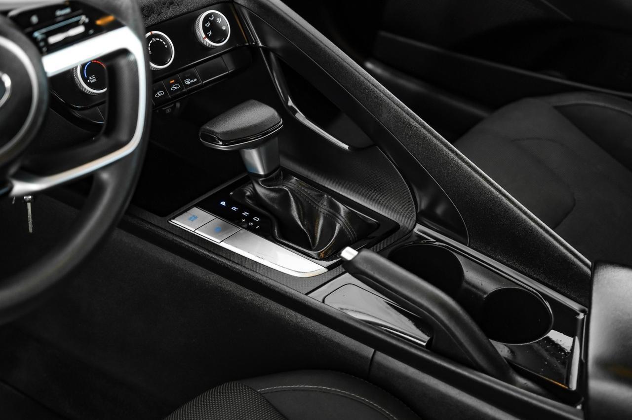 2021 Hyundai Elantra SE BLIND SPOT ASSIST LANE KEEP ASSIST FORWARD COLLISION ALERT REAR CAMERA BLUETOOTH Carrollton TX