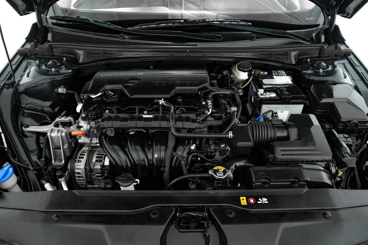 2021 Hyundai Elantra SE BLIND SPOT ASSIST LANE KEEP ASSIST FORWARD COLLISION ALERT REAR CAMERA BLUETOOTH Carrollton TX