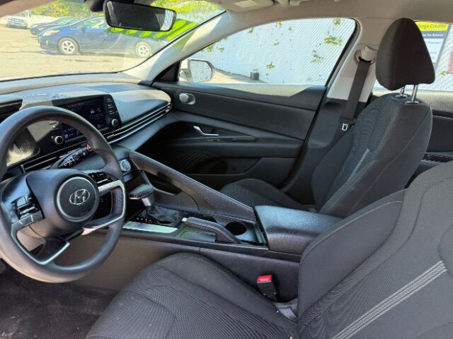 2021 Hyundai Elantra SE East Islip NY
