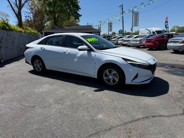 2021 Hyundai Elantra SE East Islip NY