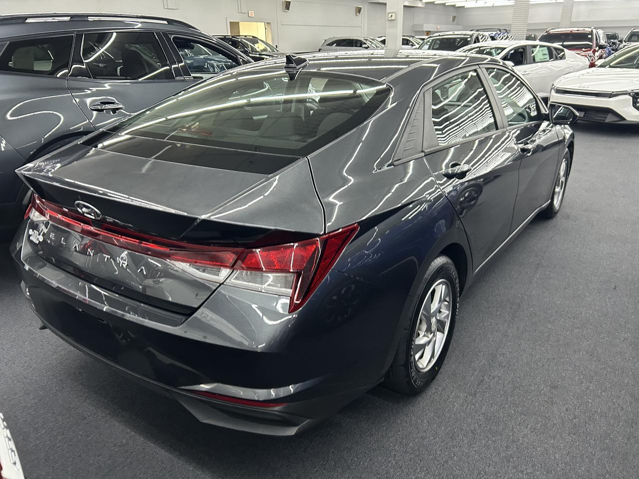 2021 Hyundai Elantra SE IVT Benwood WV